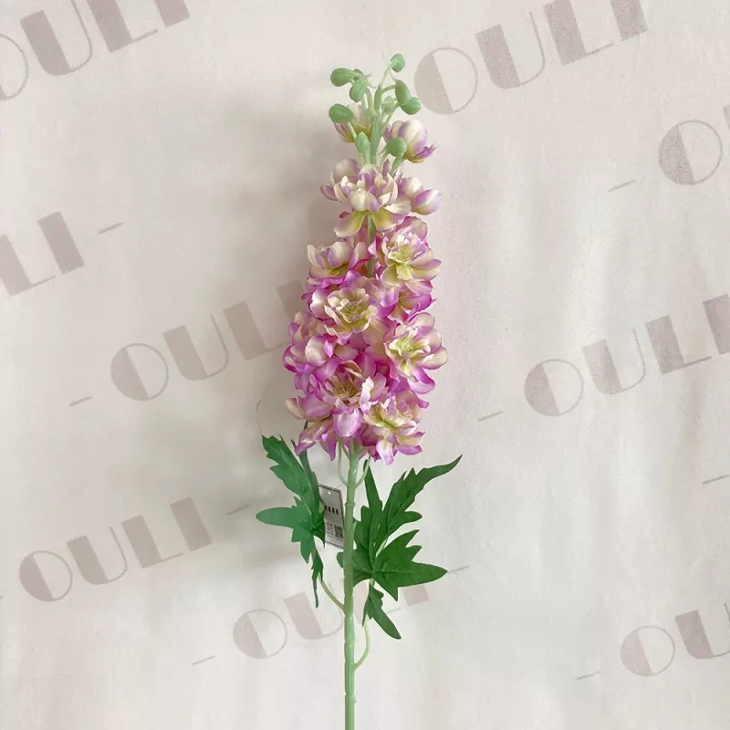 Fiori di delfinium artificiale