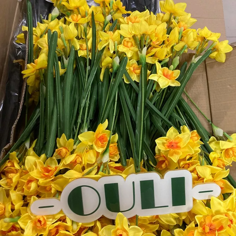 Fino di fiore di narciso finto