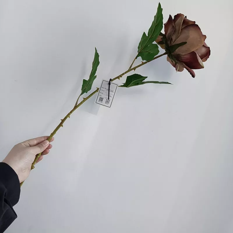 red rose silk flowers for Valentine's gift decor