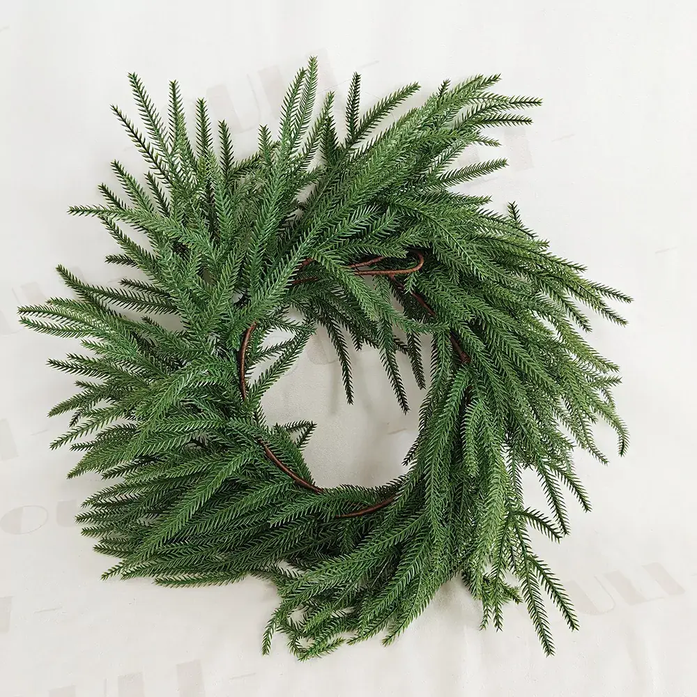Garland di Norfolk Pine